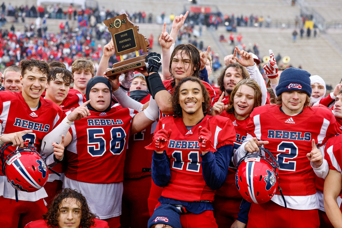 Park Hills Central Seneca Missouri football December 1 2023 Nate Latsch 24784